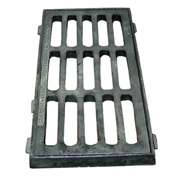 GRILLE EN FONTE RABATTABLE AVEC CADRE